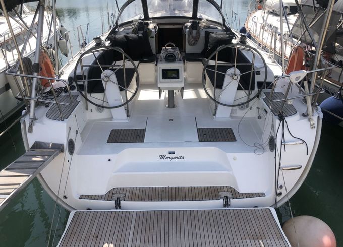 Sailboat Bavaria Cruiser 46 13m