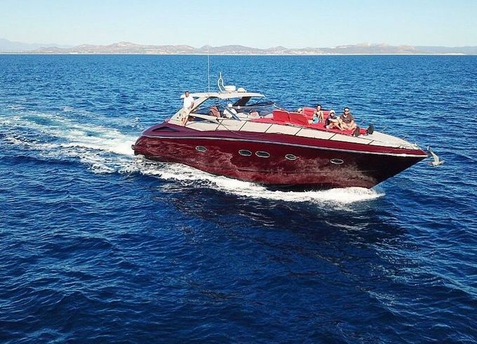 Motorboat Sunseeker Portofino 57 1600hp