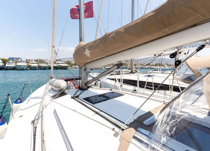 Sailboat Jeanneau Sun Odyssey 440 13.39m
