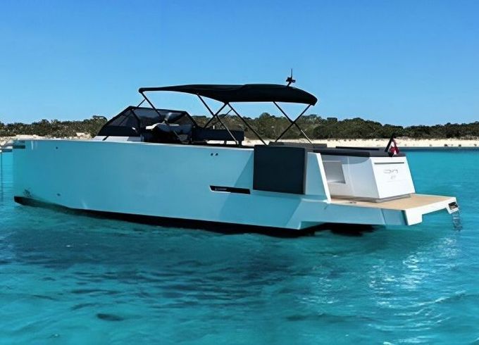 Motorboat De Antonio Yachts 33