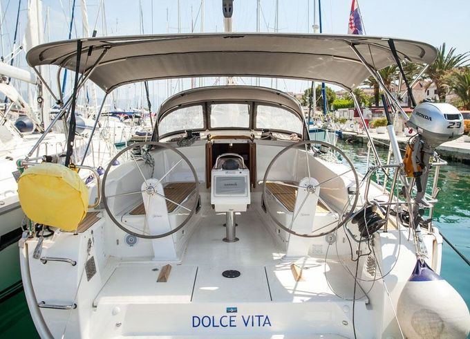 Sailboat BAVARIA CRUISER 41 12.35m