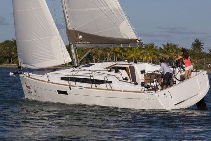 Sailboat JEANNEAU SUN ODYSSEY 349 10.34m