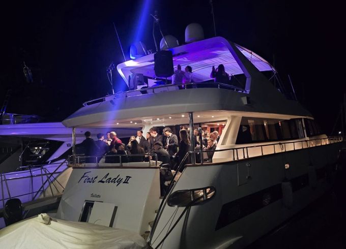 Motor yacht Technomarine Nadara 26 2400hp