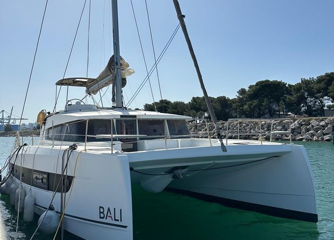 Catamaran Bali - Catana 4.2 12.8m
