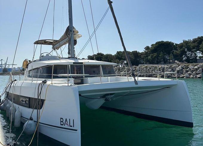 Catamaran Bali - Catana 4.2 12.8m