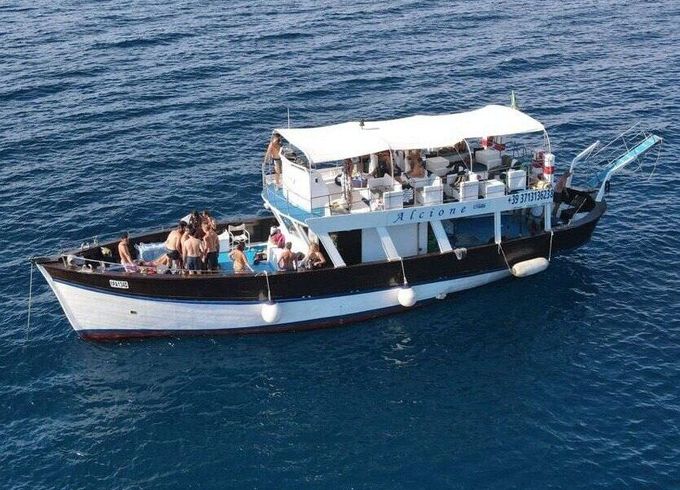 Motorboat Motobarca 20 220hp