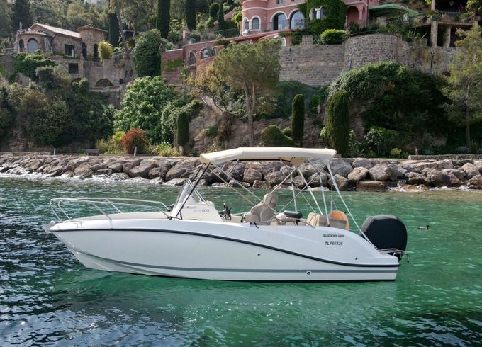 Motorboat Quicksilver Activ 605 Sundeck 115hp