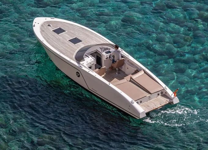 Motorboat Frauscher 1017 GT 640hp