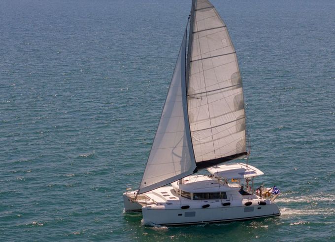 Catamaran Lagoon 420 12.6m