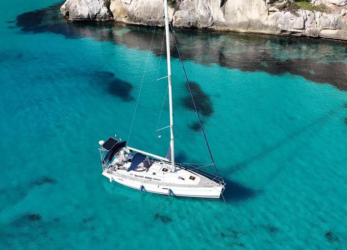 Sailboat Jeanneau Sun Odyssey 42I 12.85m