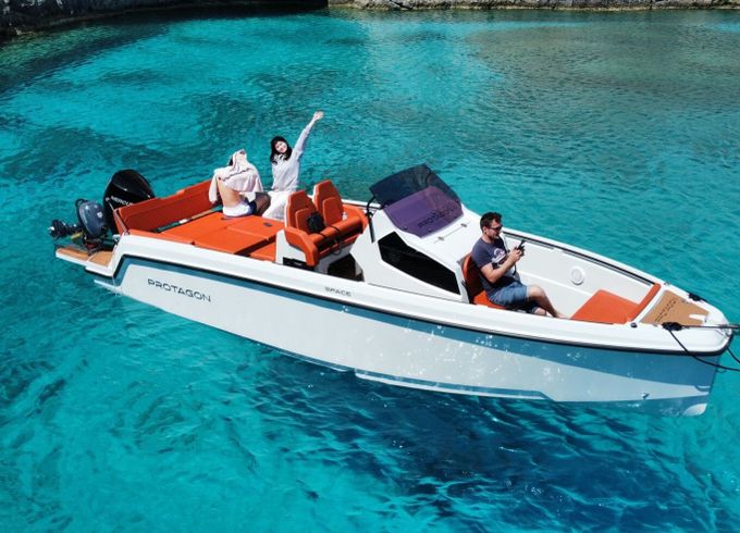 Motorboat Protagon Yachts Space 25 300hp