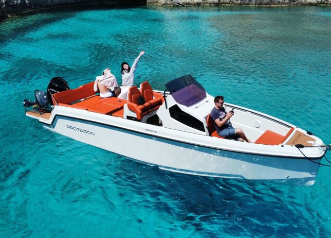 Motorboat Protagon Yachts Space 25 300hp
