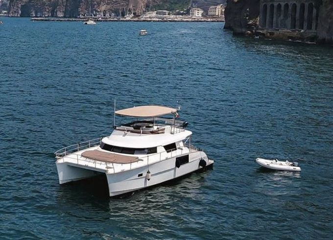 Motorboat Fountaine Pajot Catamarano 47 2025 1600hp