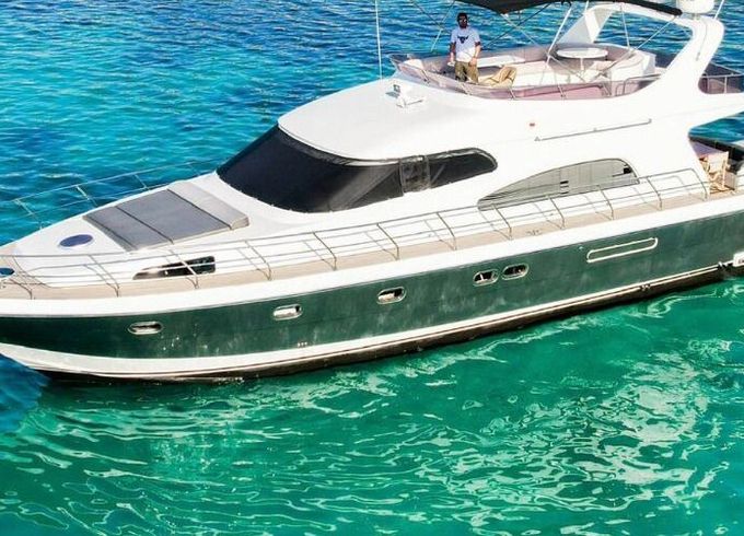 Motorboat Custom Made Princess 900hp