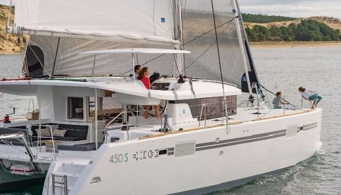 Catamaran Lagoon Lagoon 450 S with watermaker &amp; A/C - PLUS 13.96m