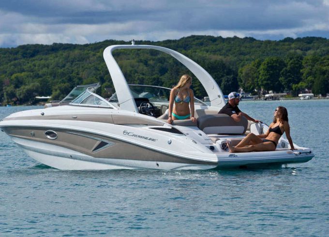 Motorboat Crownline E6 330hp