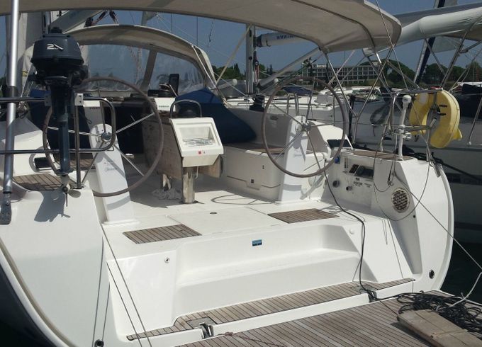 Sailboat BAVARIA CRUISER 46 14.27m