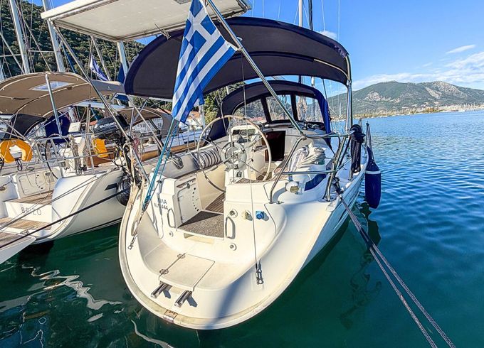 Sailboat Bavaria Cruiser 32 10m