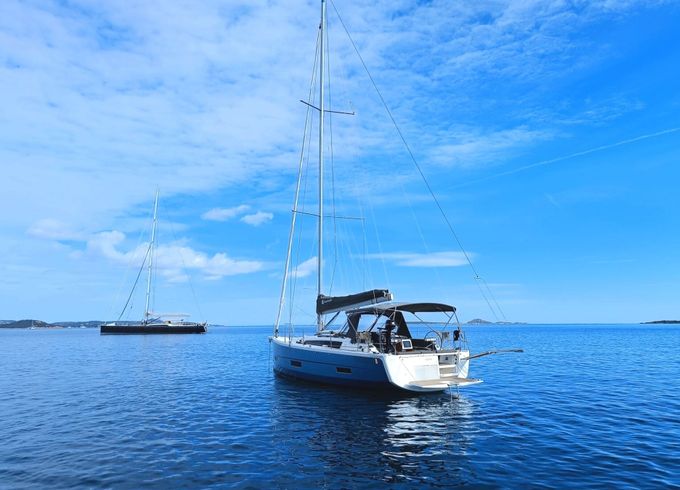 Sailboat Dufour Dufour 390 11m