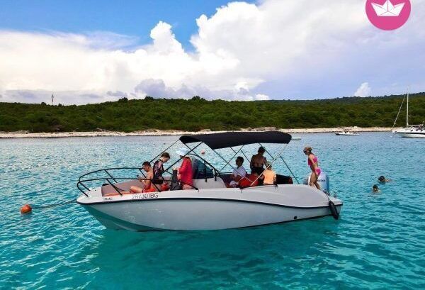 Motorboat Quicksilver 555 150hp