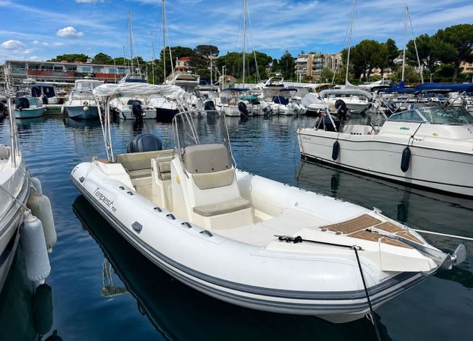 RIB Capelli Tempest 700 225hp