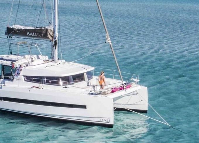 Catamaran Bali Bali 4.1 with watermaker 12.12m