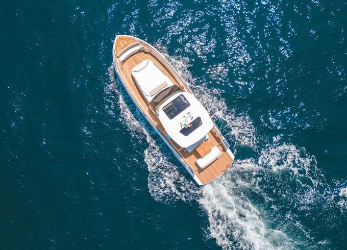Motorboat Italyure Yachts 38 740hp