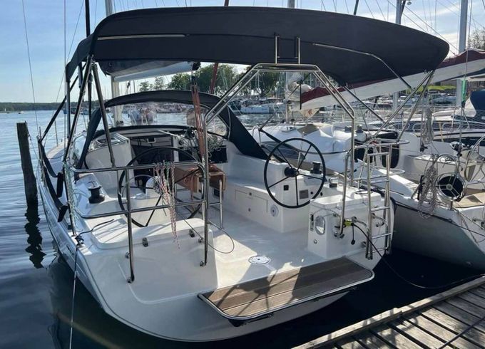 Sailboat Antila Antila 33.3 # 4 9.99m