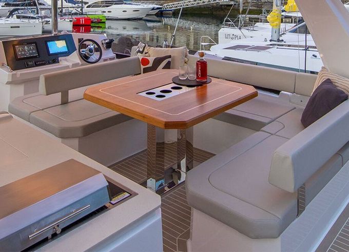 Sailboat Moorings 403 PC 12m