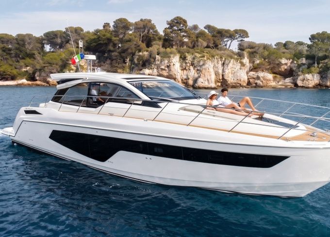 Motor yacht Azimut Atlantis 51 1200hp