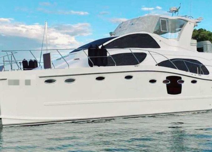 Motor yacht Catamarã Catamarã