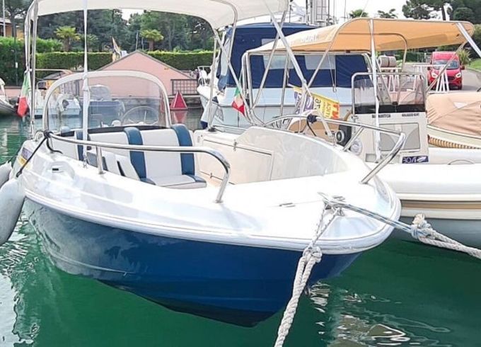Boat without licence  Quicksilver 520 Open 40hp