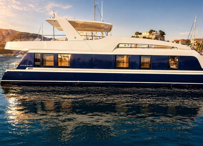 Motor yacht OVERBLUE 58 870hp