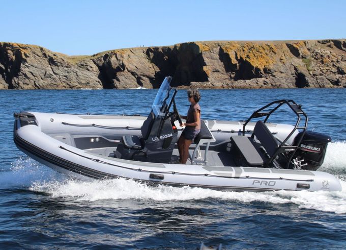 RIB Zodiac pro 6.5 2022 140hp