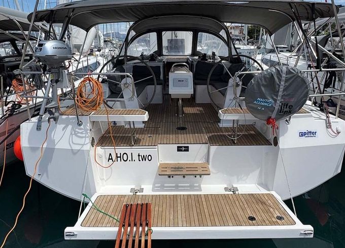 Sailboat Bavaria Yachtbau Bavaria C42 12m