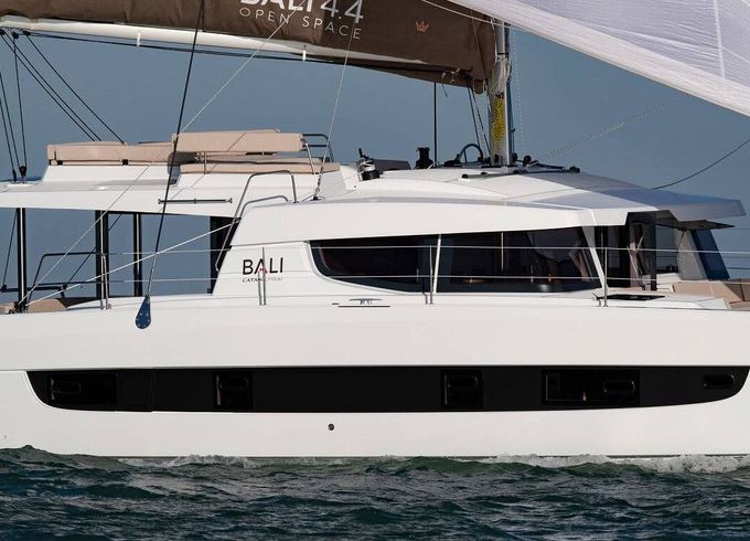 Catamaran Bali 4.4 13m