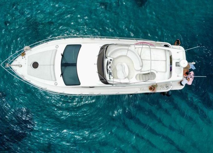 Motorboat Azimut 43 Flybridge 900hp