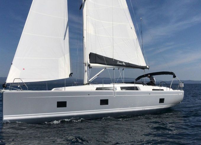 Sailboat Hanse  418 12.4m