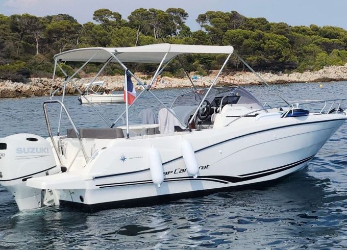 Motorboat Jeanneau Cap Camarat 6.5 WA 200hp