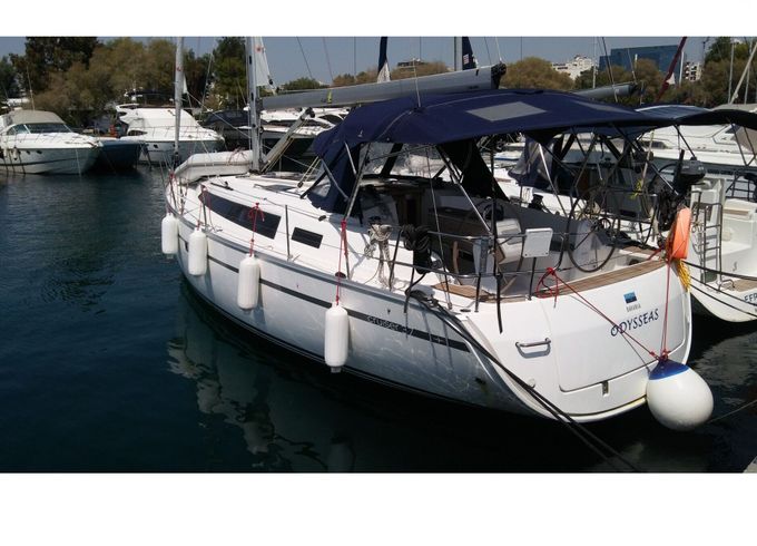 Sailboat Bavaria 37 11m
