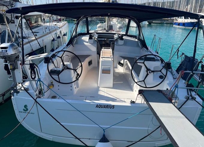 Sailboat Beneteau Oceanis 37.1 11m