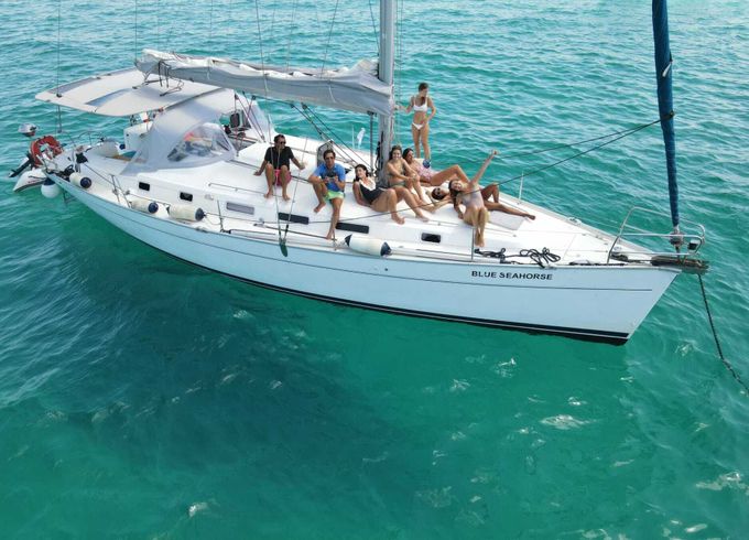 Sailboat Beneteau Cyclades 43.3 13.26m