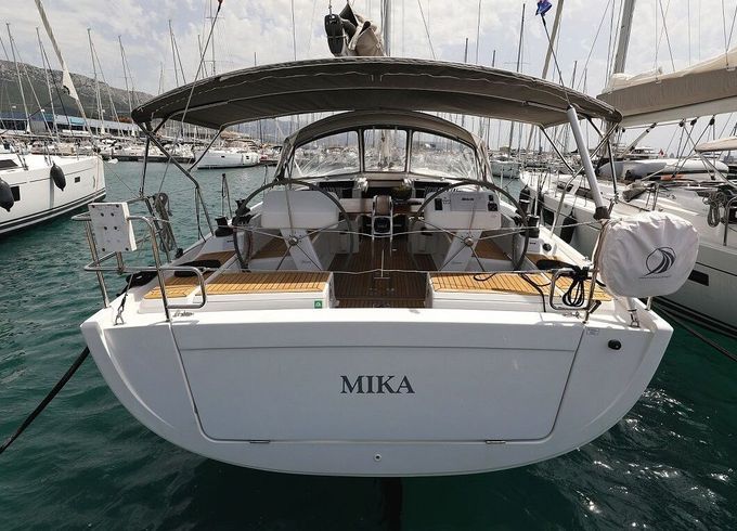 Sailboat HANSE 458 14.04m
