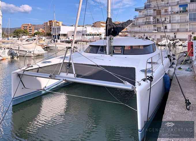 Catamaran Fountaine Pajot Lavezzi 40 12.55m