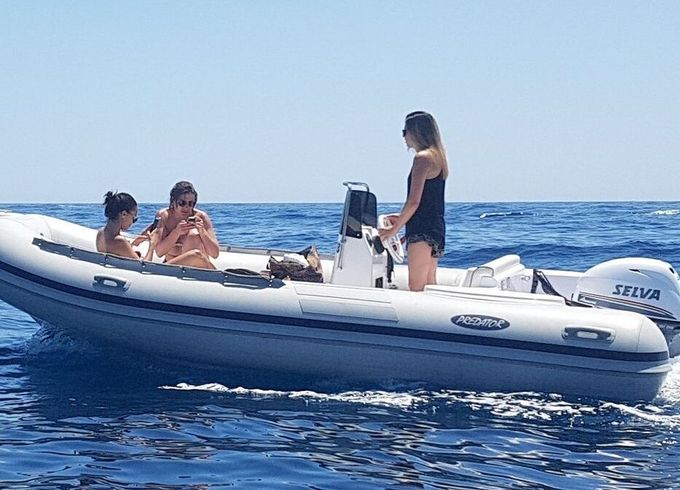 Boat without licence  Italboats Predator 490 15hp