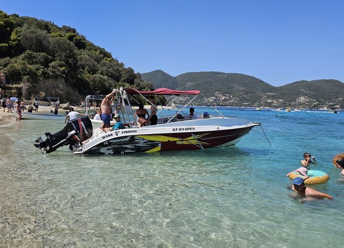 Motorboat Volos Marine GT 23 Open 225hp