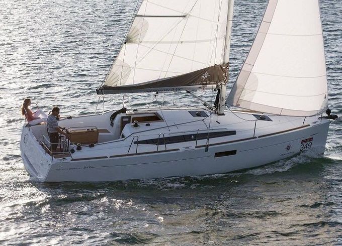 Sailboat SUN ODYSSEY 349 - 2 CABINES 10m