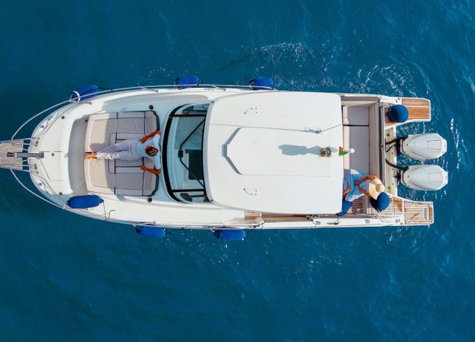 Motorboat Jeanneau Cap Camarat 9.0 Wa 500hp