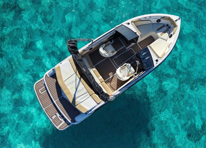 Motorboat Glastron 205 Gts 250hp