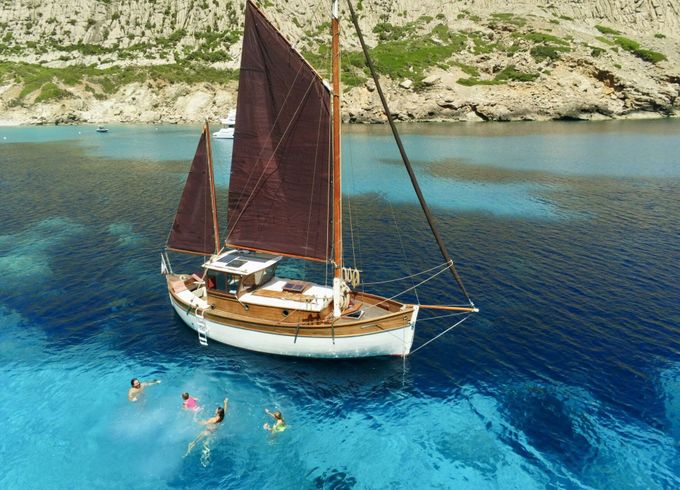 Sailboat Zulani Voilier Unique 10m
